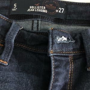 Hollister dark blue low rise ripped jean legging